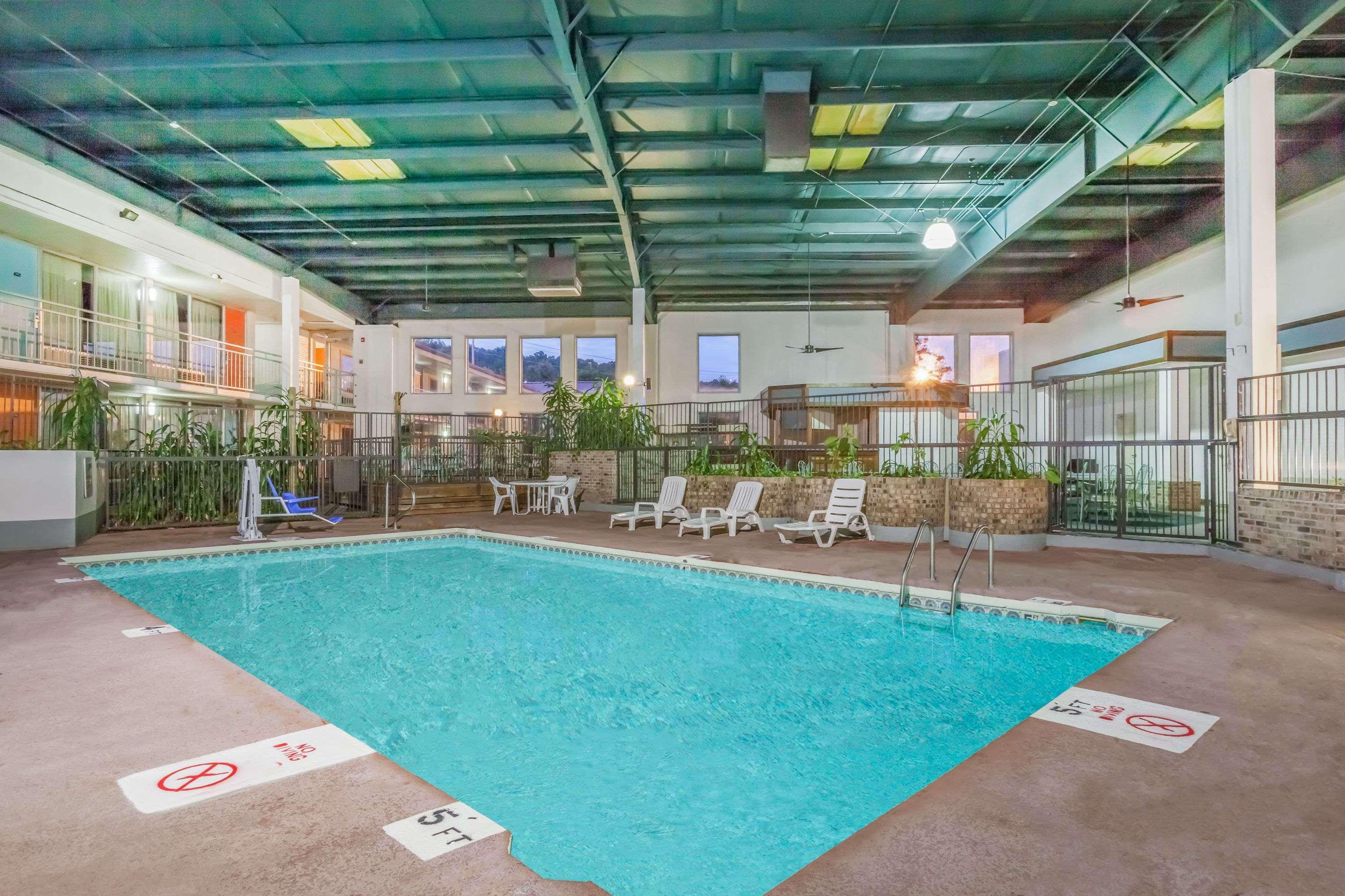 Howard Johnson By Wyndham Conway Extérieur photo