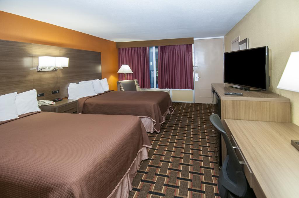 Howard Johnson By Wyndham Conway Extérieur photo